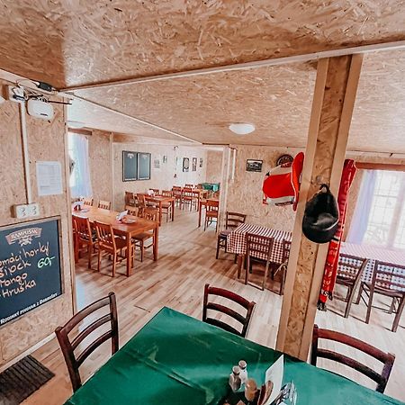 Karavan 1 V Arealu Koupaliste Bystre V Orlickych Horach Exterior photo